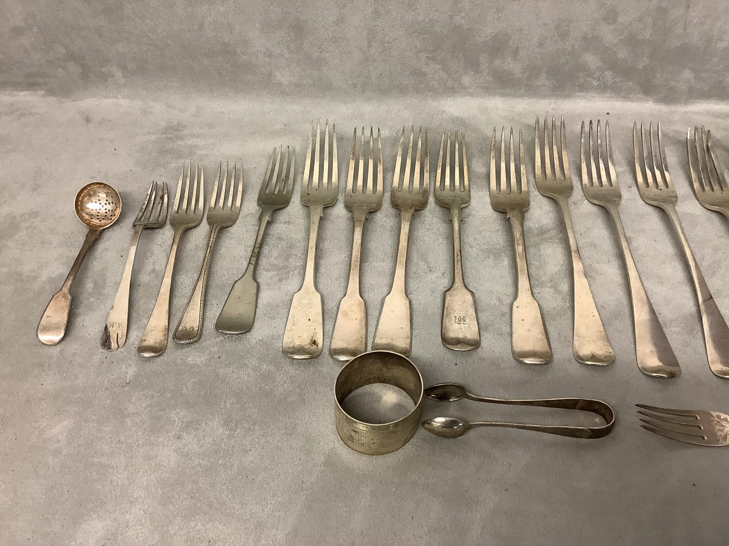 Quantity of Hallmarked Silver dinner & desert forks, napkin rings & sugar tongs, 31.02ozt - Image 2 of 6