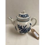 Small blue & white Worcester teapot approx. 14cm H. Condition: Some frits to spout, spout join, &