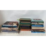 A good selection of hardbacked books, all relating to Antiques, including Chinese porcelain,