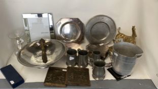 Quantity of various decorative plated wares etc