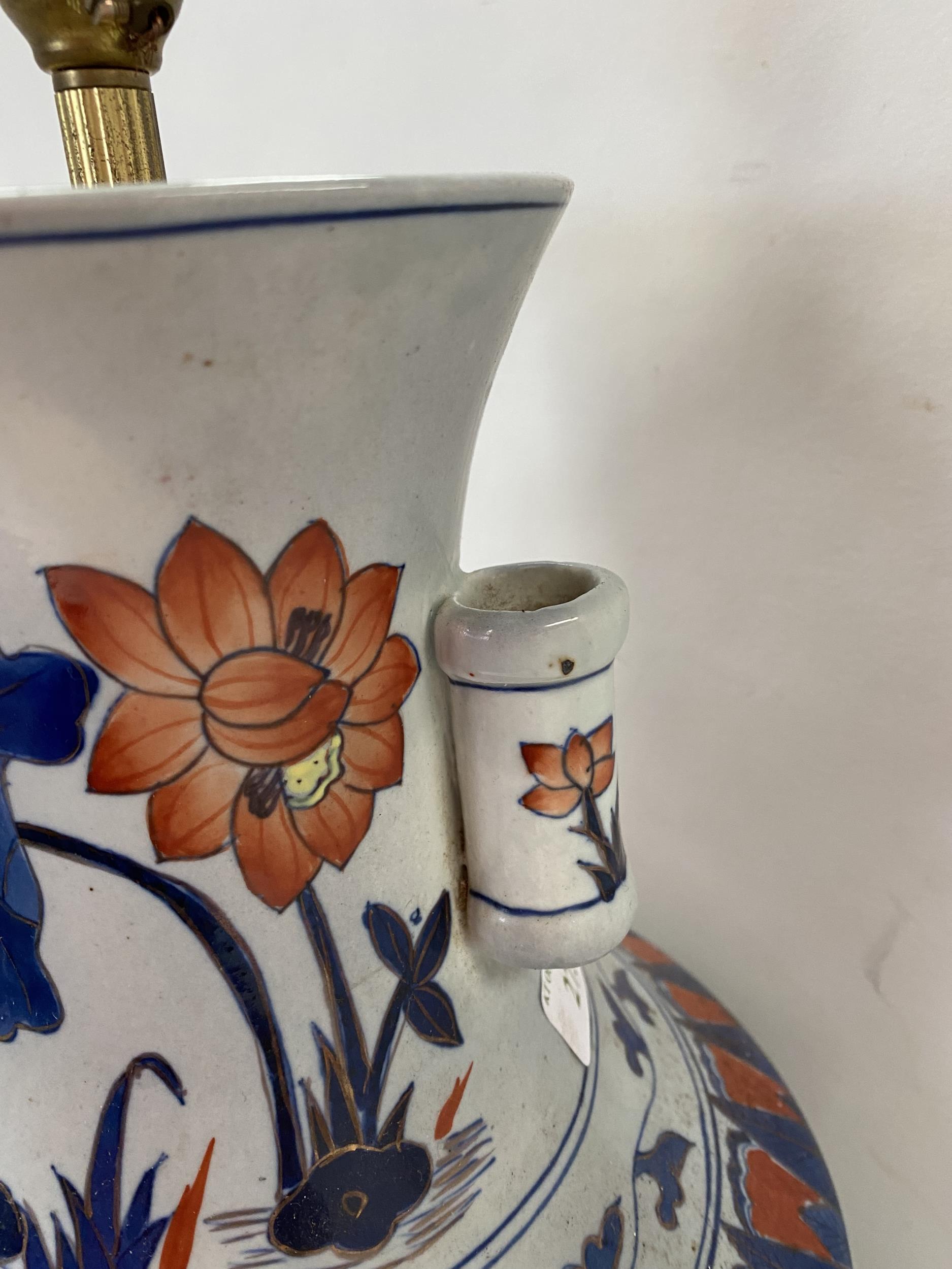 A china lamp base in the imari palette - Image 2 of 3