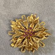 18ct gold and ruby textured flower brooch, 16g