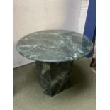 Large heavy green marble table, with central column, 102cm diameter, 80cm high