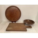 Quantity of treen, burr and walnut examples of bowls and boards,