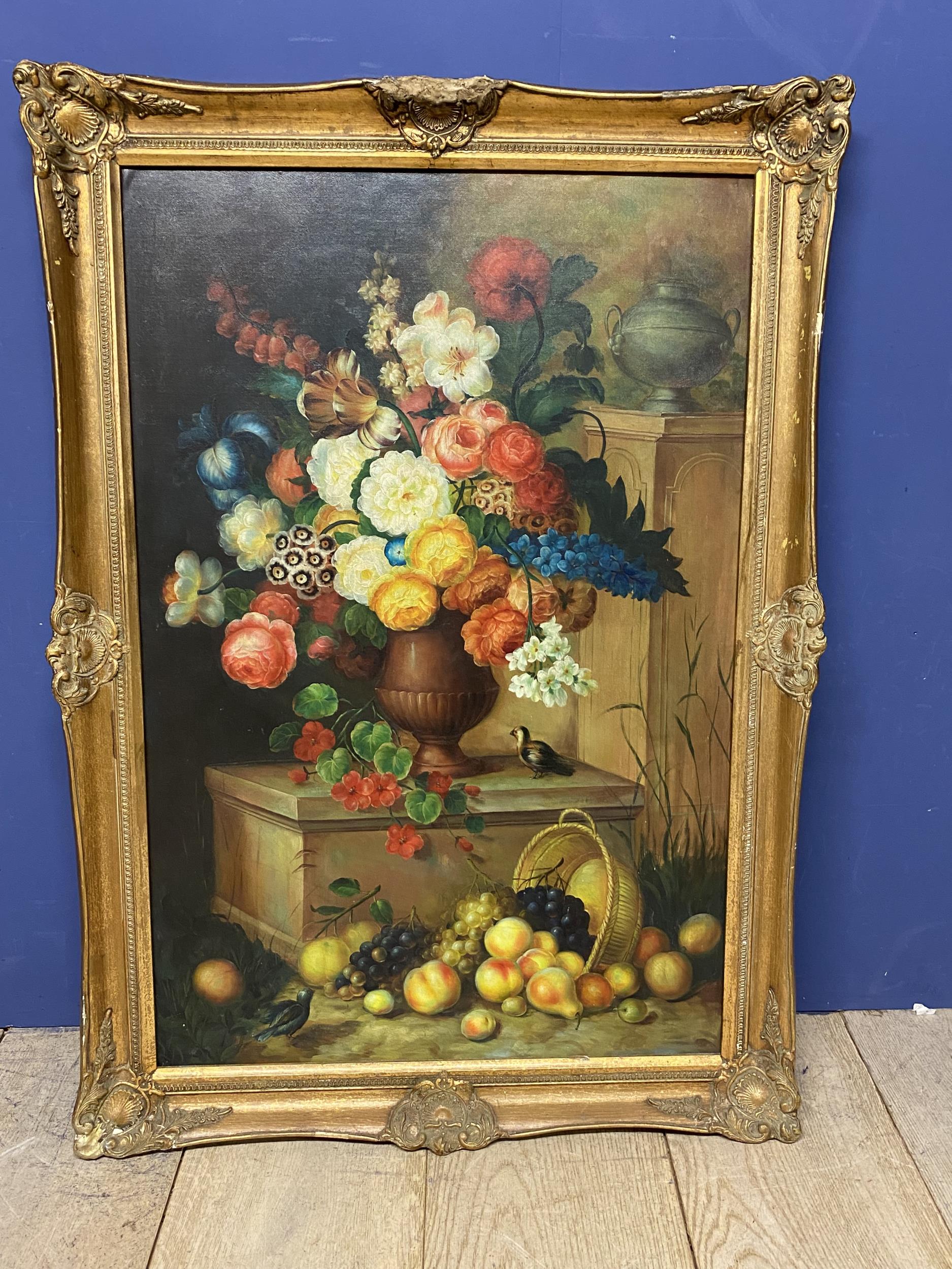 A large gilt frame oil on canvas decorative still life, modern, in good condition - Image 2 of 4