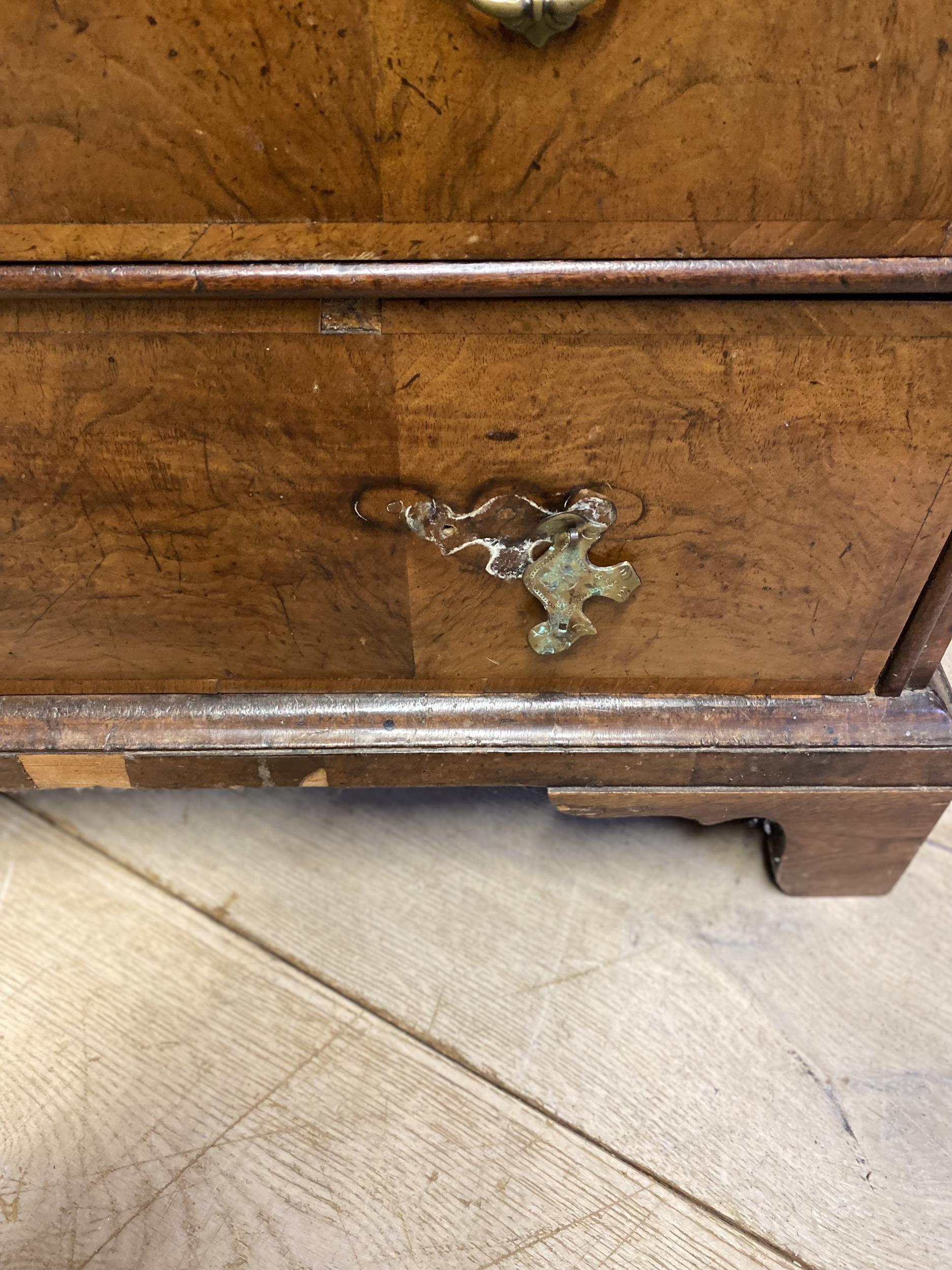 A George III feather banded walnut chest of 2 short over 3 long drawers, with an oak top, for - Image 3 of 12