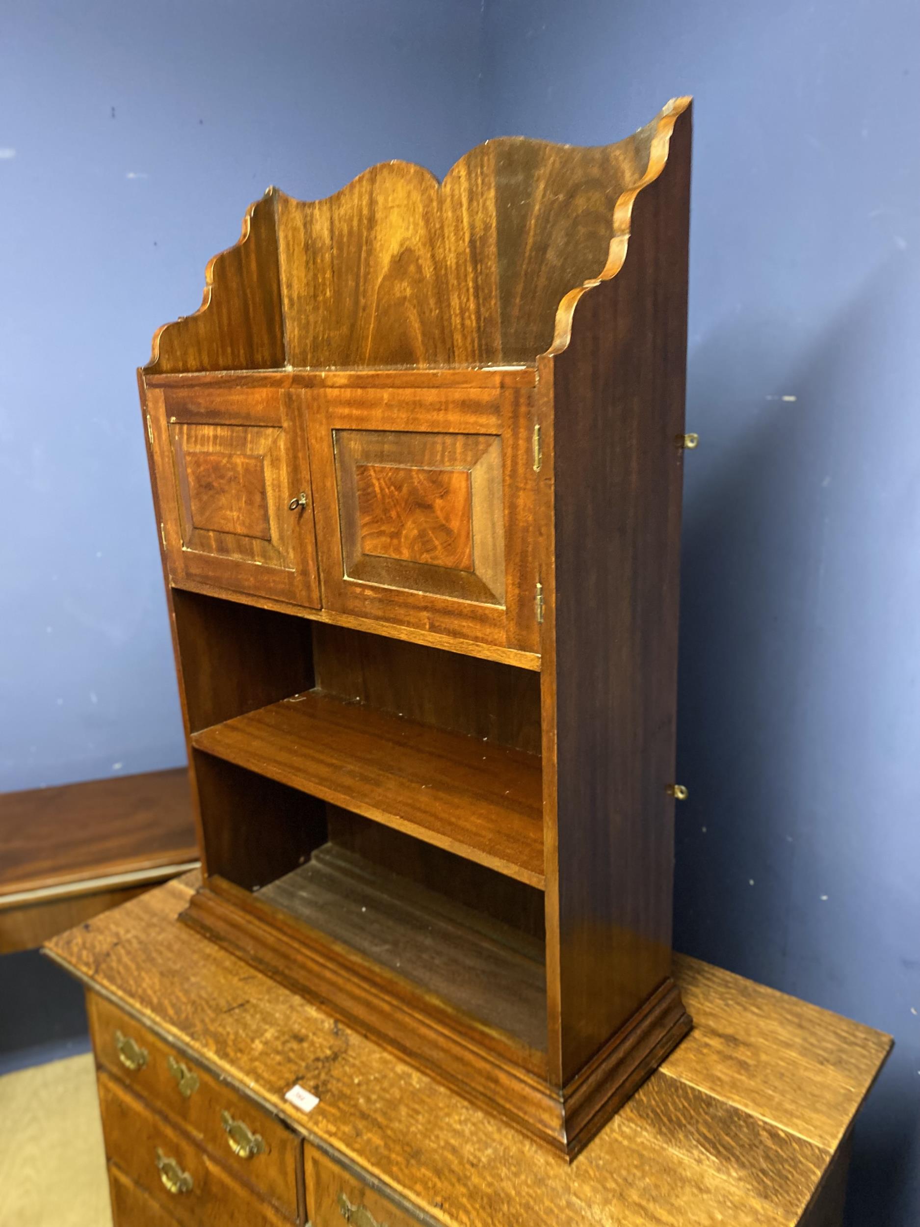 A George III feather banded walnut chest of 2 short over 3 long drawers, with an oak top, for - Image 2 of 12