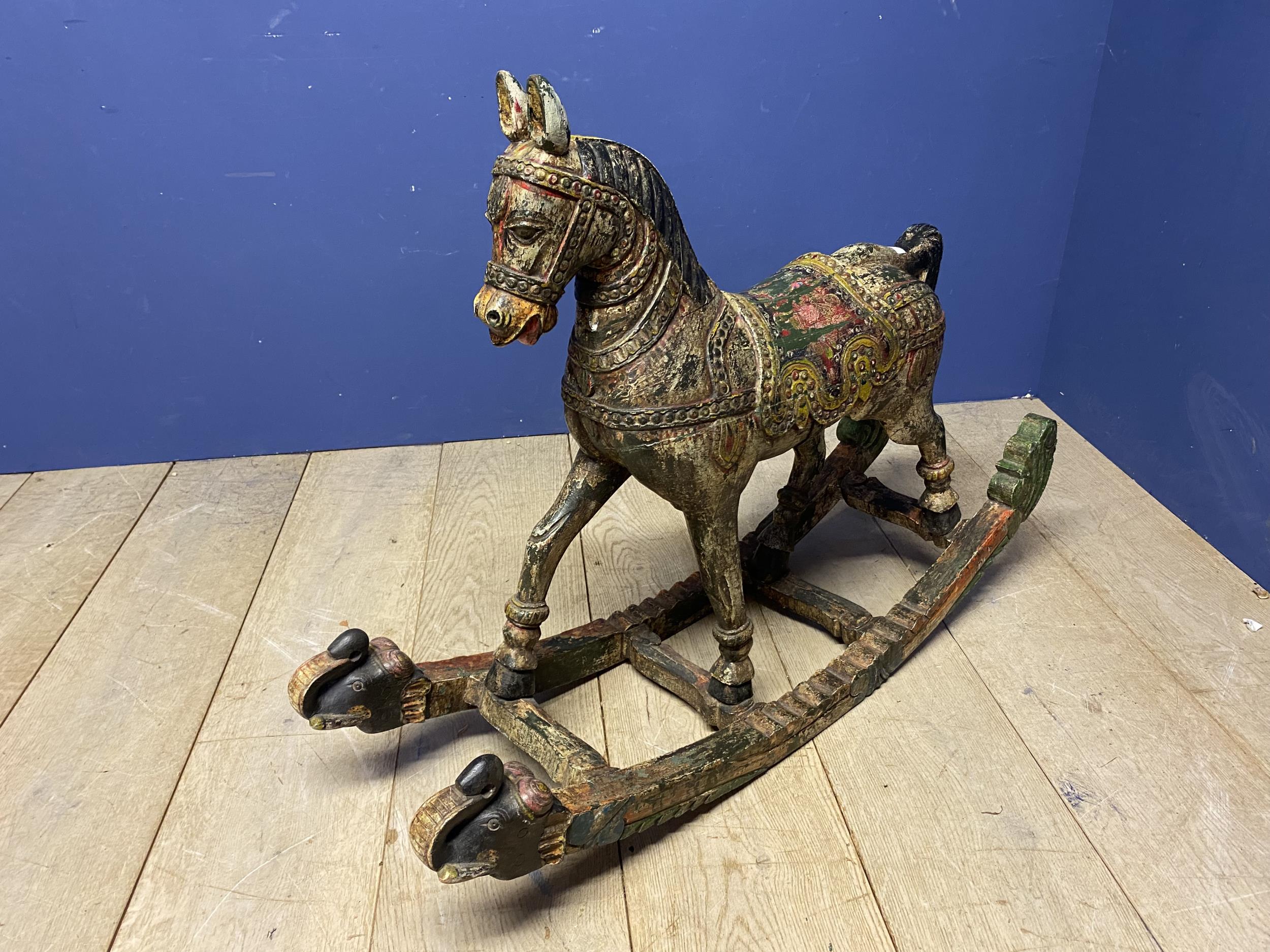 Small decorative painted rocking horse 104x78 cm - Image 2 of 2