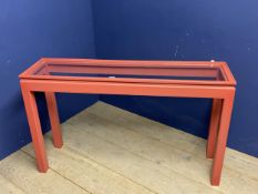 Decorative painted console table, pink, with glass inset top 130x35x77 cm