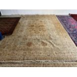 Mahal Carpet, Pakistani 100% wool rug, pale ground colours, with stylized all over fine pattern