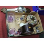 A box of miscellaneous items, to include oak cased aneroid barometer, bakelite cased mantel clock,