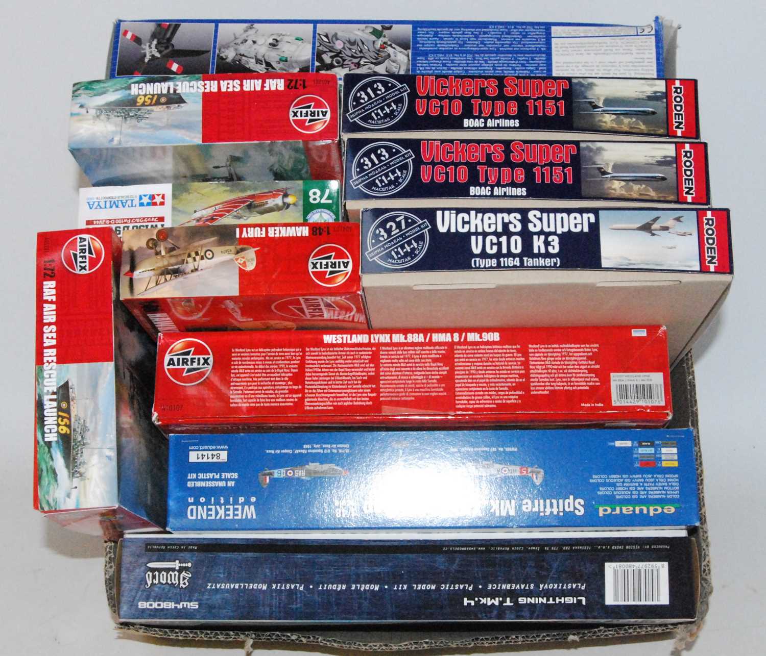 11 boxed mixed scale Airfix, Sword, Eduard and other mixed aircraft kits to include a Vickers