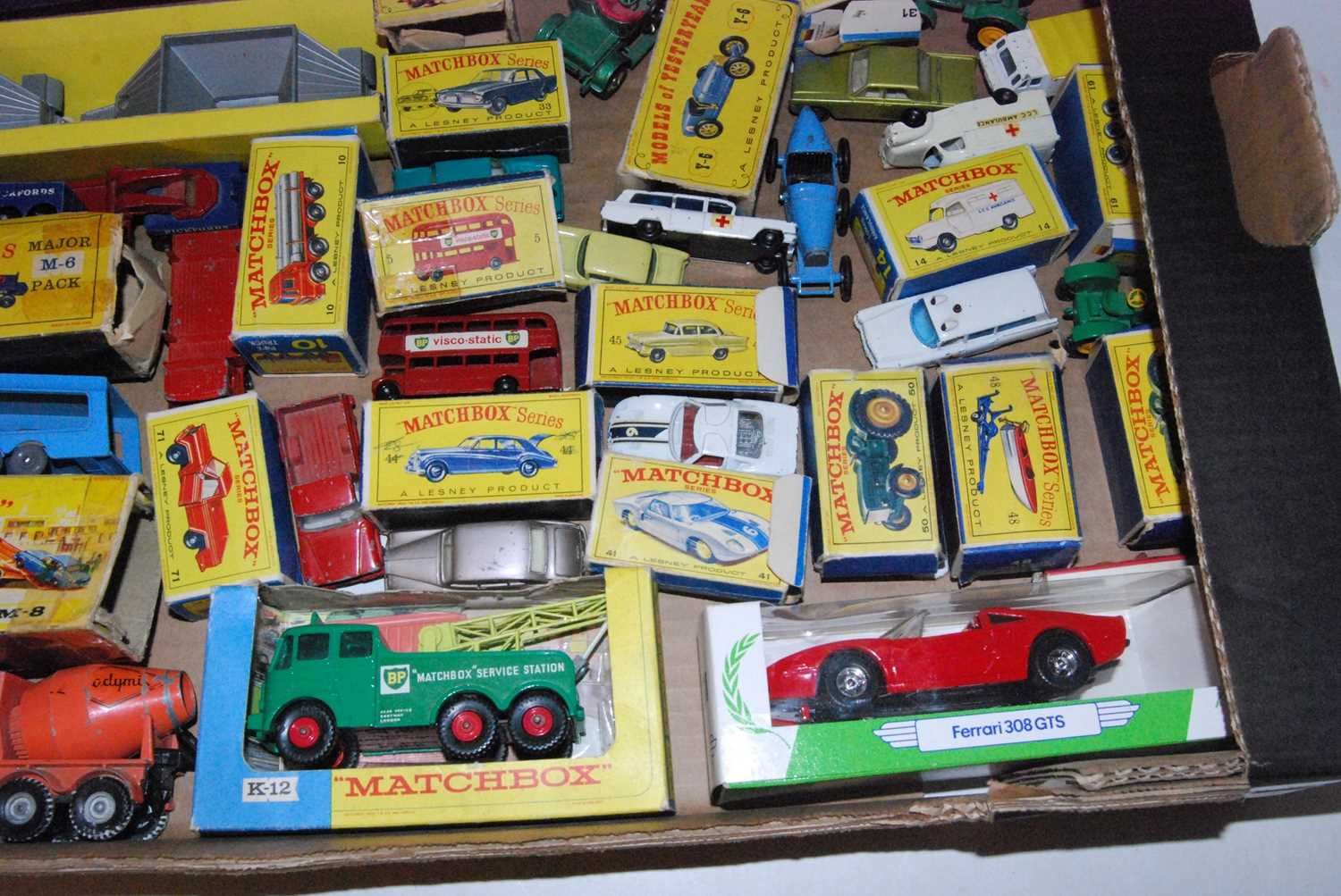 Matchbox group job lot in one tray contains 20+ models in various conditions from mainly poor to - Image 5 of 5