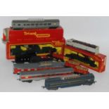 Tray of mixed Triang TC series items including 4 various passenger coaches (G), NATO green