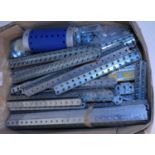 Box of large quantity zinc plated Meccano parts mainly angle girders 7½", 9½", and 12½" (A-G)