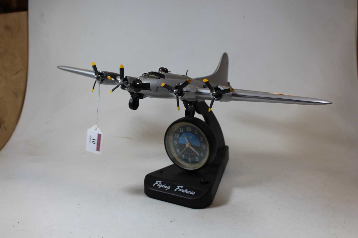 An ASA Flying Fortress quartz alarm clock, in the form of a military aircraft, h.22cmCondition - Image 2 of 5