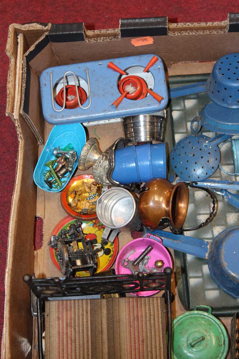 A box of miscellaneous mainly tin plate dolls house furniture and accessories to include the - Image 2 of 3