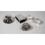 A small collection of miscellaneous items, to include an Edwardian silver capstan inkwell on