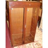 A mahogany double door glazed display cabinet, width 95.5cm