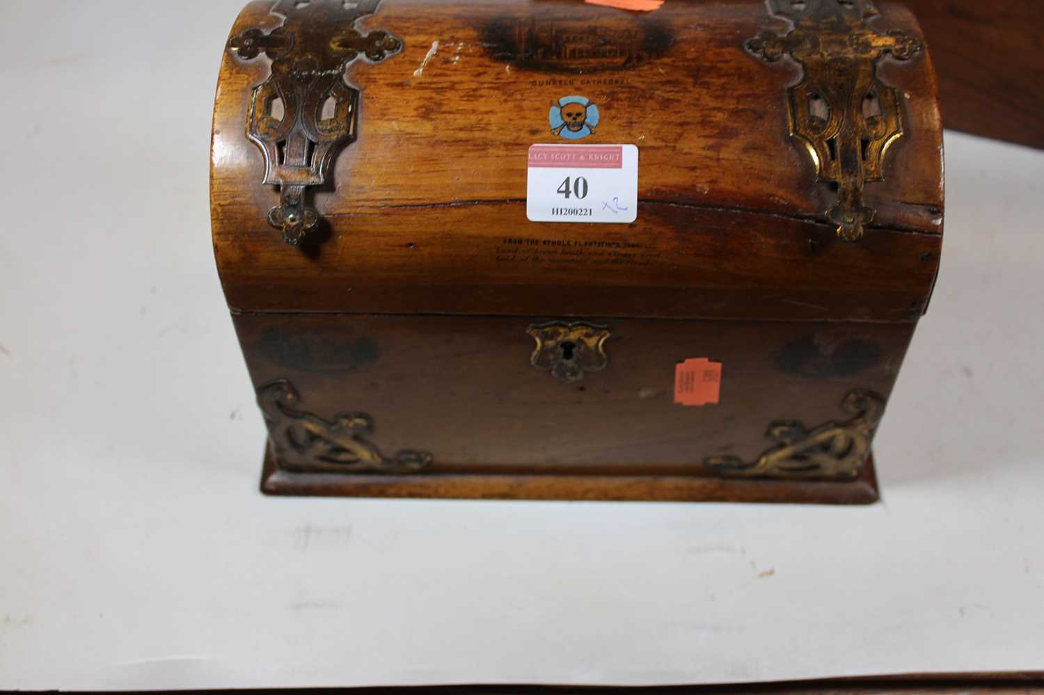 A Victorian walnut and brass mounted dome topped casket, having Mauchlin ware type decoration - Image 3 of 8
