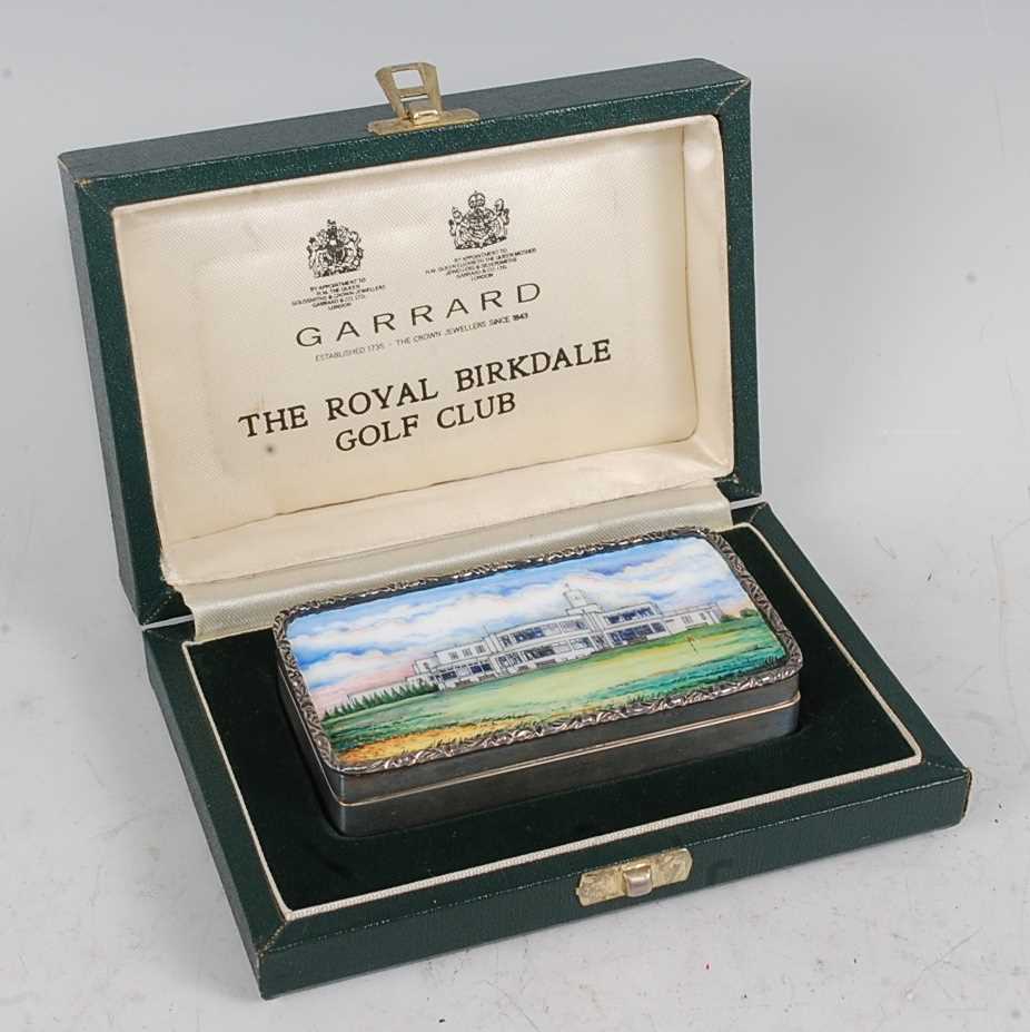 A Garrard & Co silver snuff box commemorating the Royal Birkdale Golf Club the hinged cover enamel - Image 5 of 6