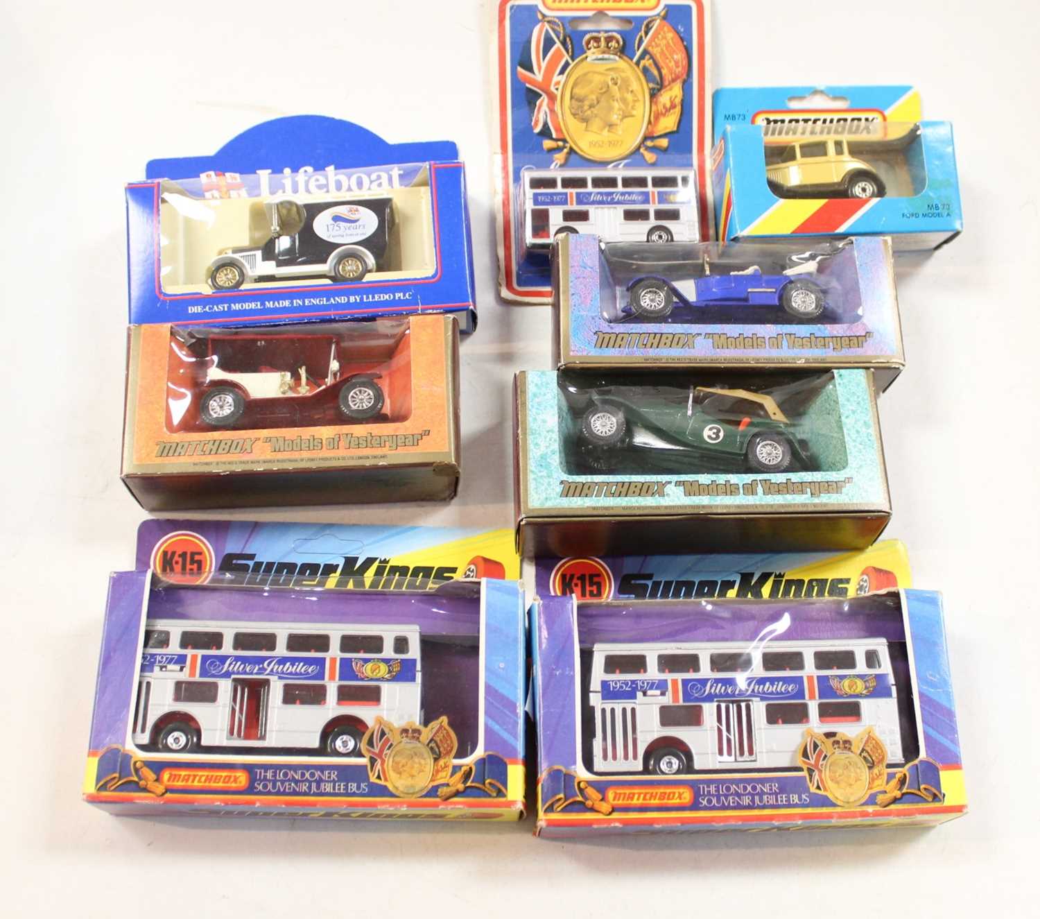 A collection of boxed modern issue diecast toy vehicles to include Matchbox Superkings London - Image 2 of 2