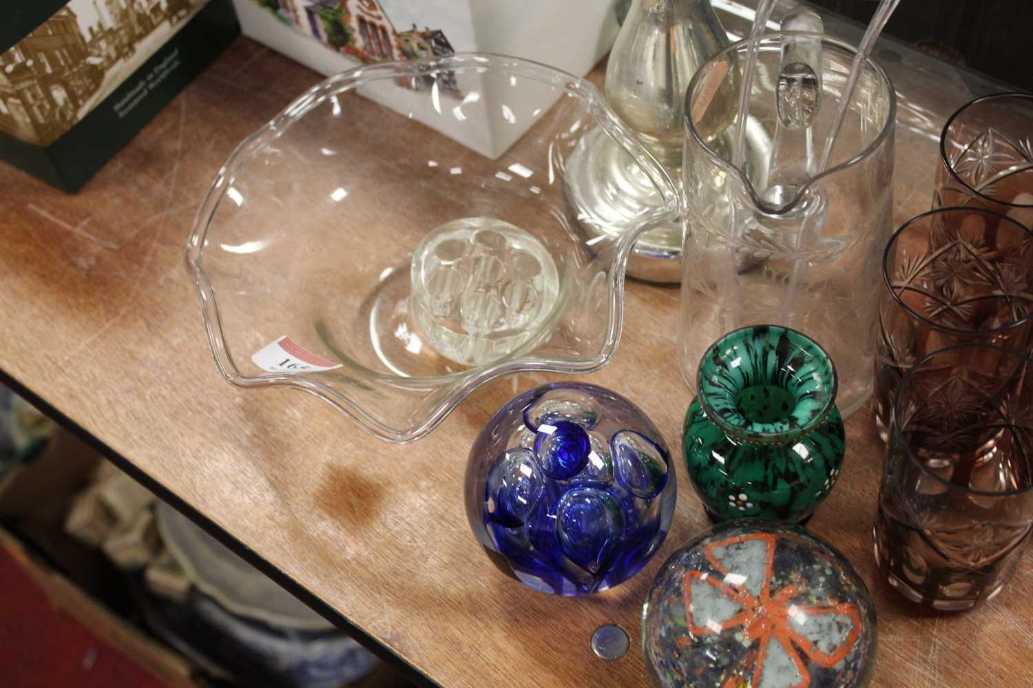 A small collection of miscellaneous glassware to include modern paperweights, rolling pin, vase etc - Image 4 of 5