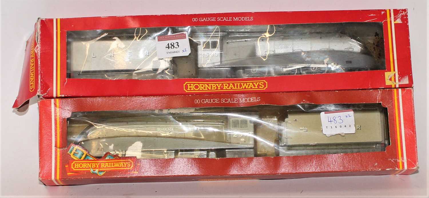 Two Hornby class A4 engines and tenders to include No. R099 Silver Fox and R312 Silver Link both