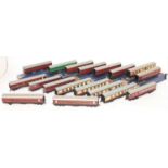 A collection of 18 Hornby Dublo tinplate coaches all having marks and scratches, condition from P-G,