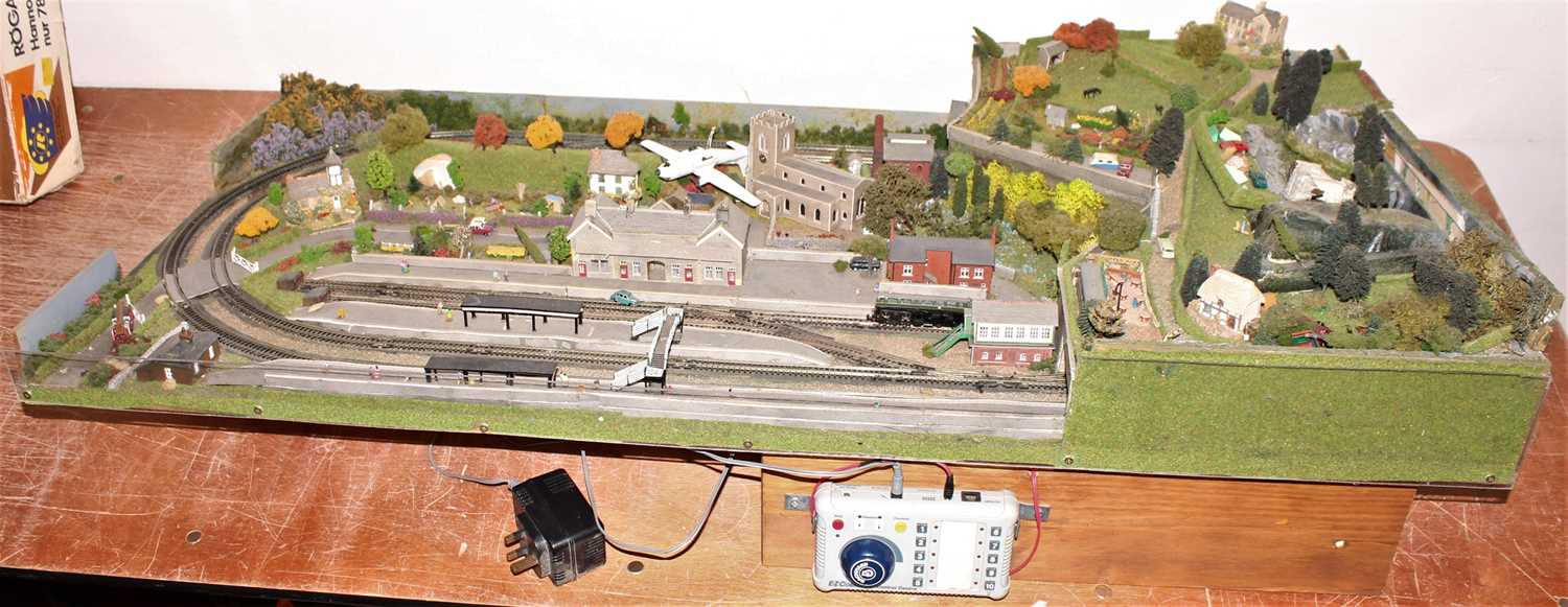 A very well made N Gauge railway layout, constructed from wood, card, and plastic fixtures and - Image 2 of 2