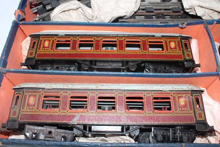 Bing Train, Royal Scot Train Set, clockwork comprising 4-6-0 Royal Scot No.6508 Loco and 6 wheeled - Image 13 of 15