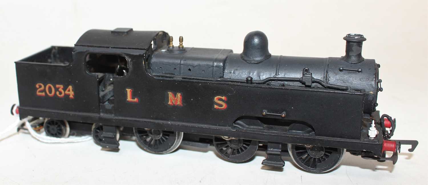 A 00 gauge white metal kit built model of a Wills flat iron 0-6-4T locomotive kit fitted with Triang - Image 2 of 2