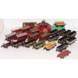 Large tray containing approx 26 mainly post-war Hornby goods wagons, 4 boxed, overall (G)