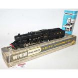 W2225 Wrenn loco & tender 8F 2-8-0 LMS black 8042, numbers & letters thin, instructions. (M-BVG-E)