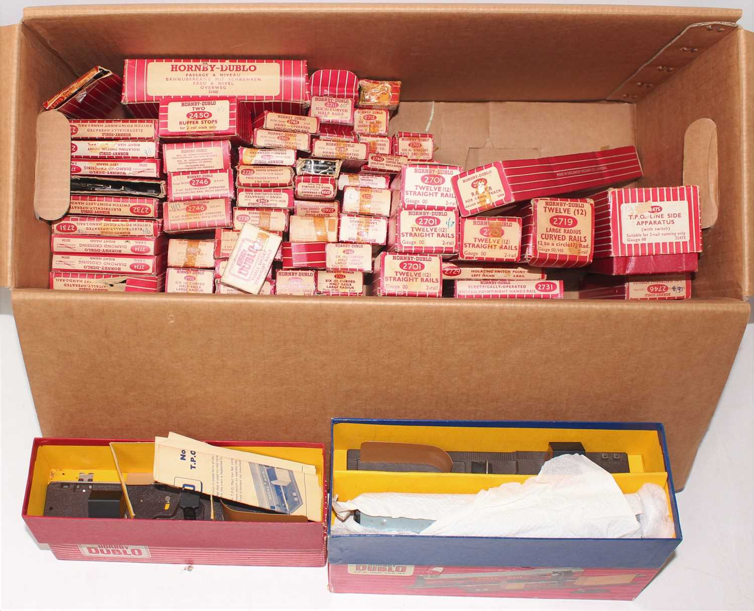 A large collection of Hornby-Dublo boxed 2-rail track and a 2460 level crossing; 2400 TPO