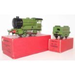 Hornby 1948-54 Clockwork No.501 loco and tender, LNER Green No.1842 (NM-BNM) NE Sticker on tender