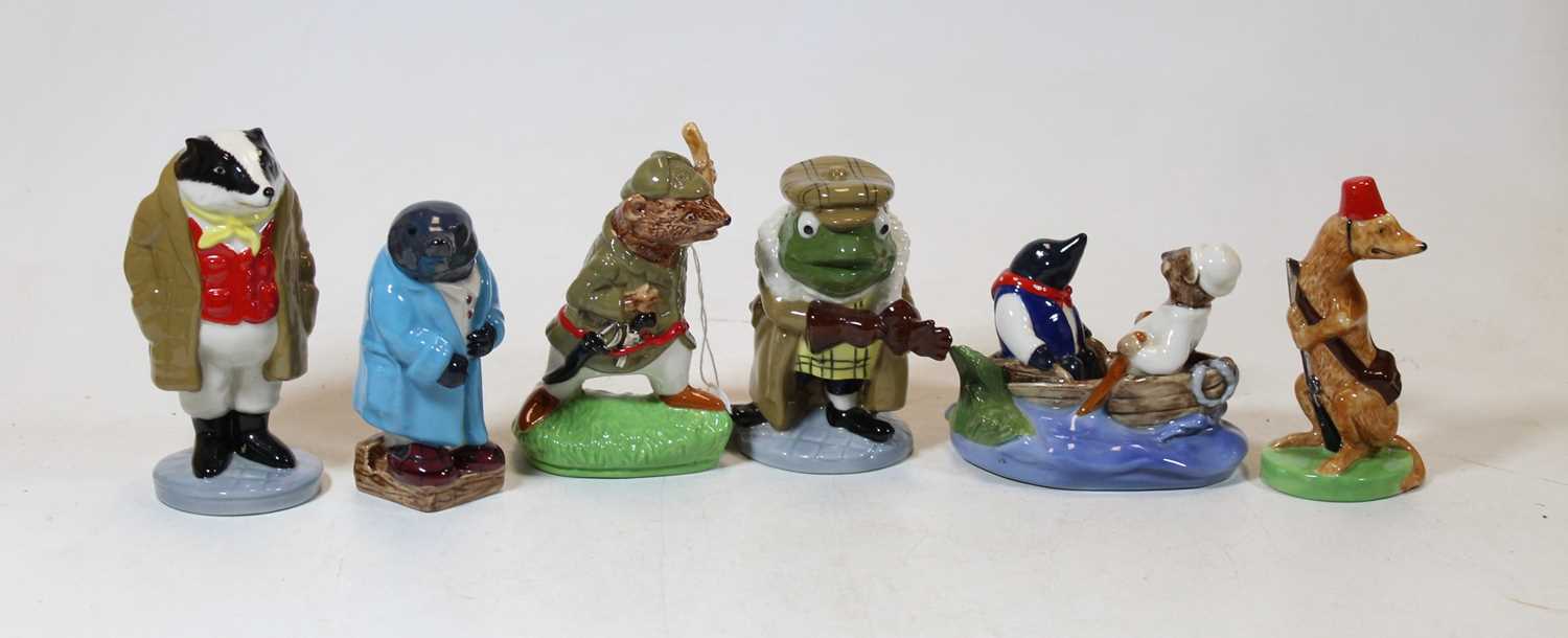 Six various Wade Wind in the Willows figures, to include Mole and Ratty, four with boxesCondition