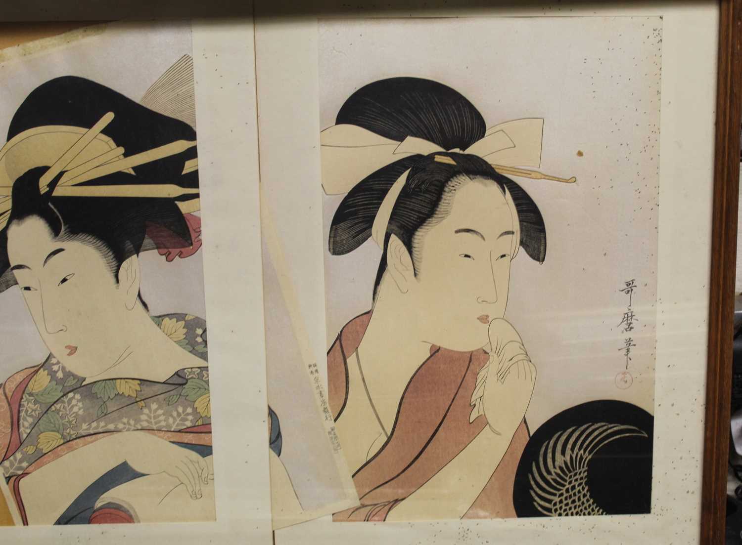 A Japanese triptych of portrait wood block prints, signed and with studio seals, 38x24cm; and one - Image 5 of 5