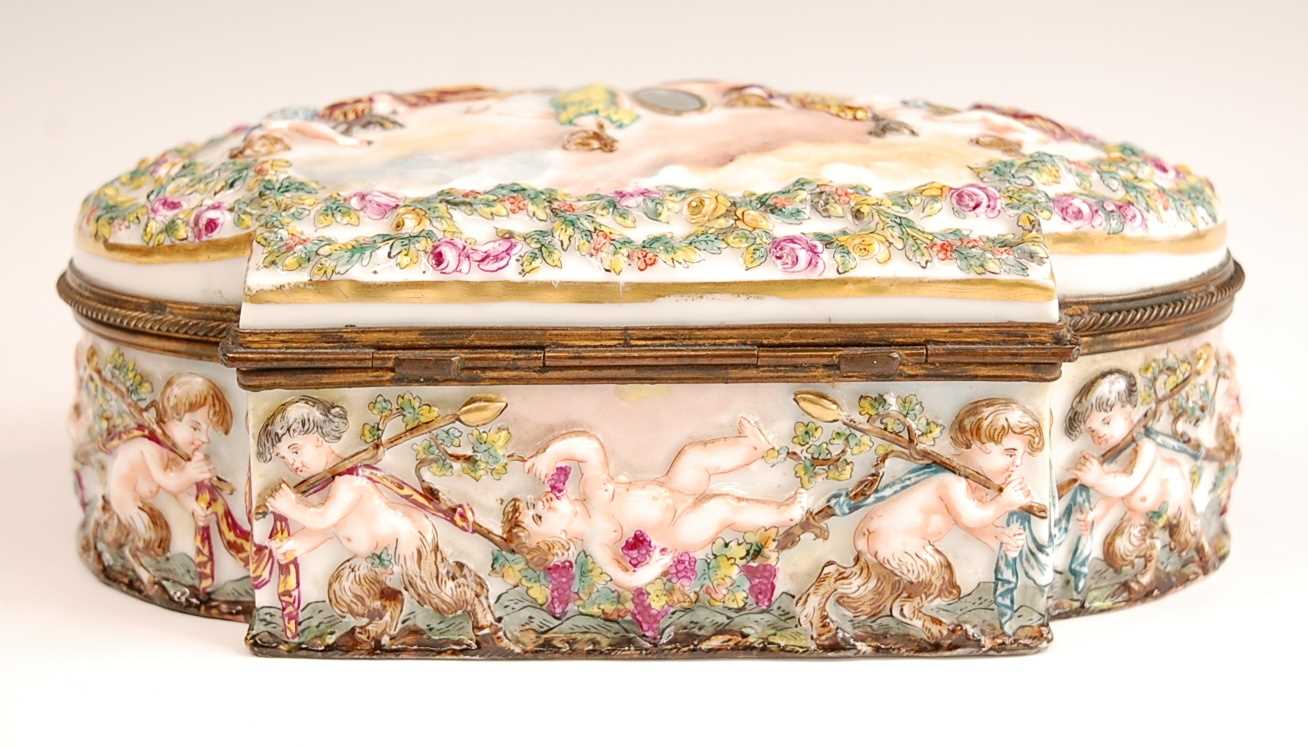 A Naples porcelain casket, having hinged cover and gilt brass mounts, the cover relief decorated - Image 4 of 6