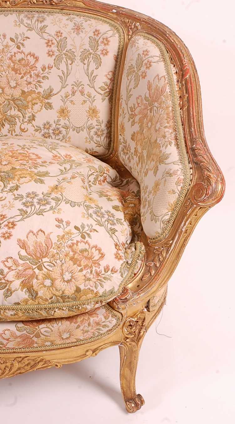 A 19th century giltwood and gesso tub chair, the swept frame with acanthus leaf moulding, silk - Image 3 of 8
