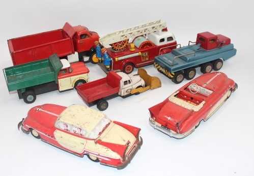 7 various loose tinplate vehicles to include ATC of Japan Tipper Truck, Yoshiya Tinplate Fire - Image 2 of 2