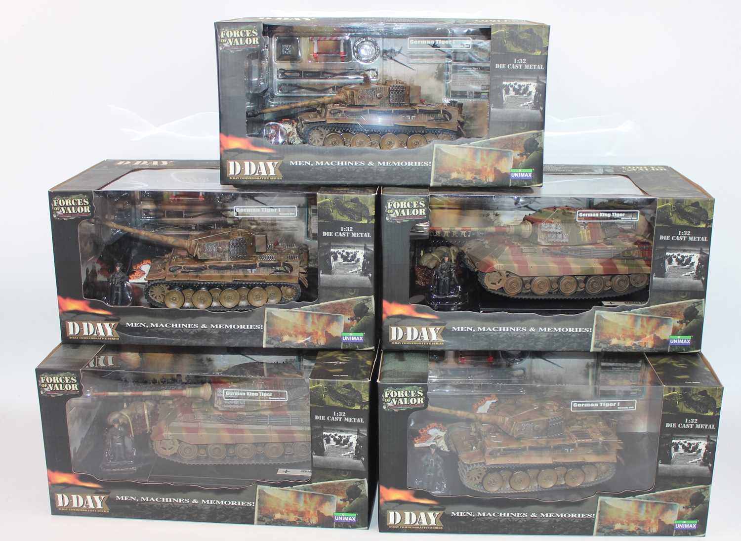 A Unimax Forces of Valor part complete trade box containing five various 1:32 military models to - Image 2 of 2