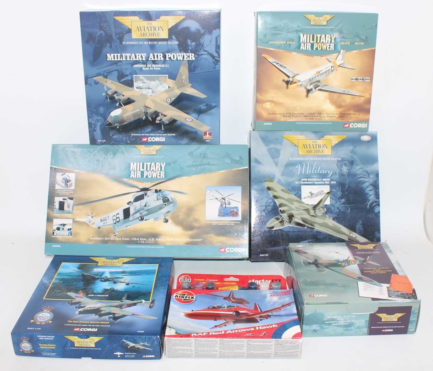 A collection of mixed scale Corgi Aviation Archive and Airfix diecast and plastic kits, all housed