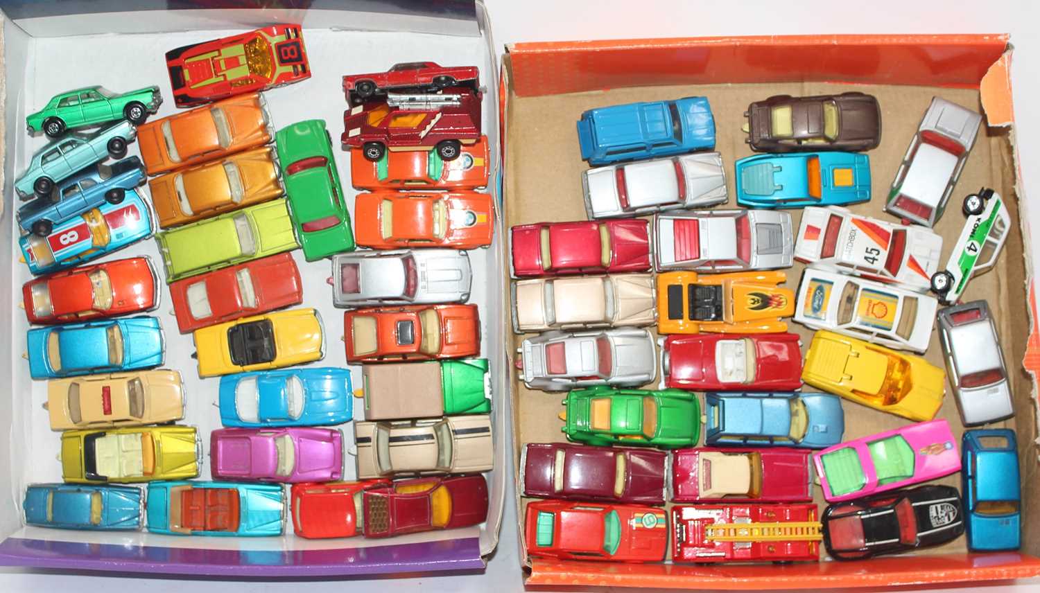 A group of 54 Matchbox 1-75 loose unboxed models in good to excellent condition, in 2 trays (G-E)