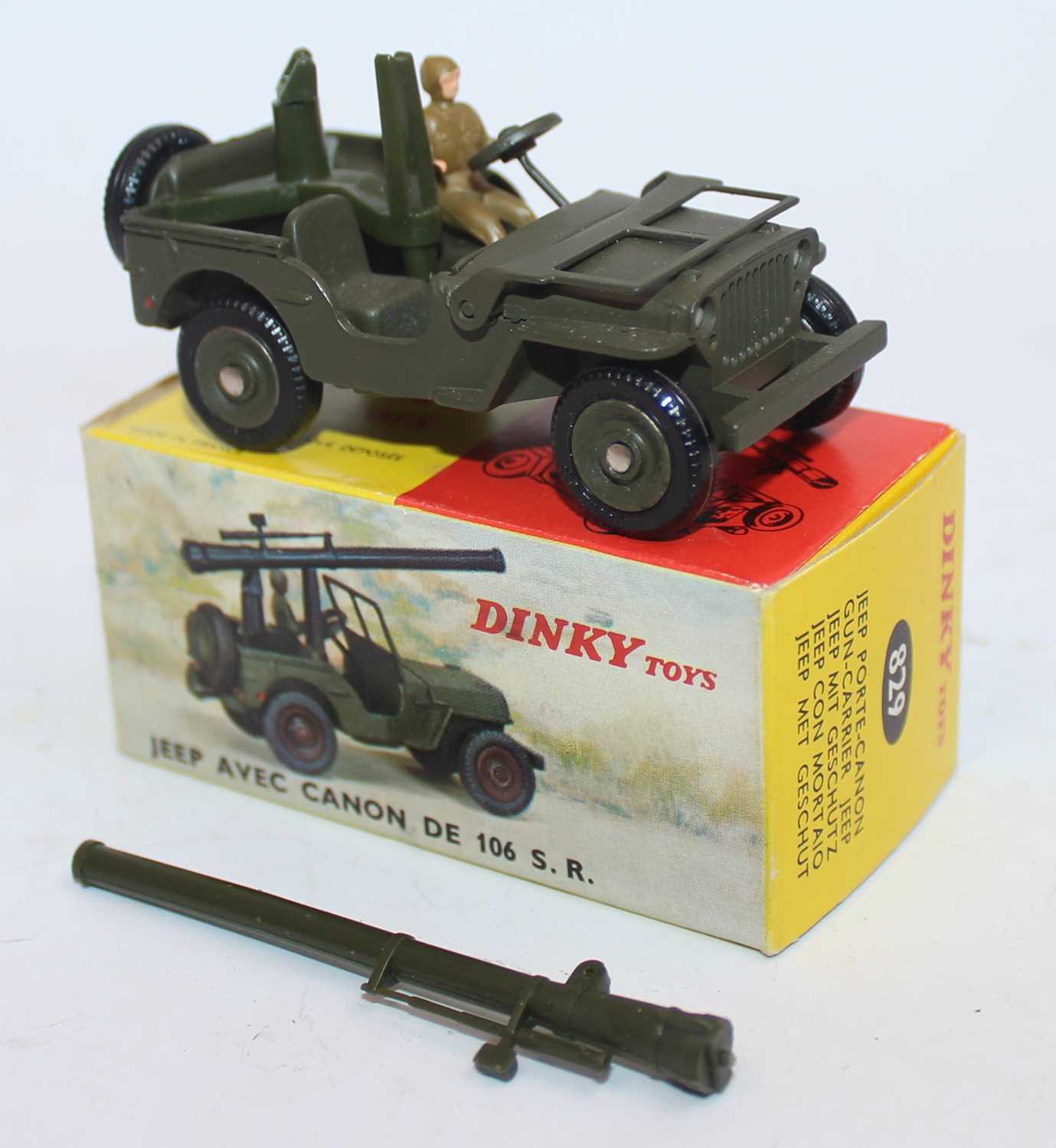 French Dinky 829 Military Jeep Avec Canon DE 106 S.R, in mint condition, comes with an original - Image 2 of 2