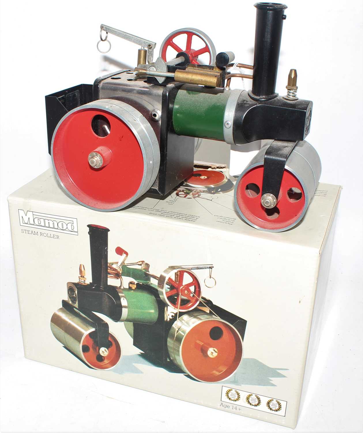 Mamod steam roller SR1A green body, white roof, red hubs, will benefit by cleaning (E-BE) - Image 2 of 2