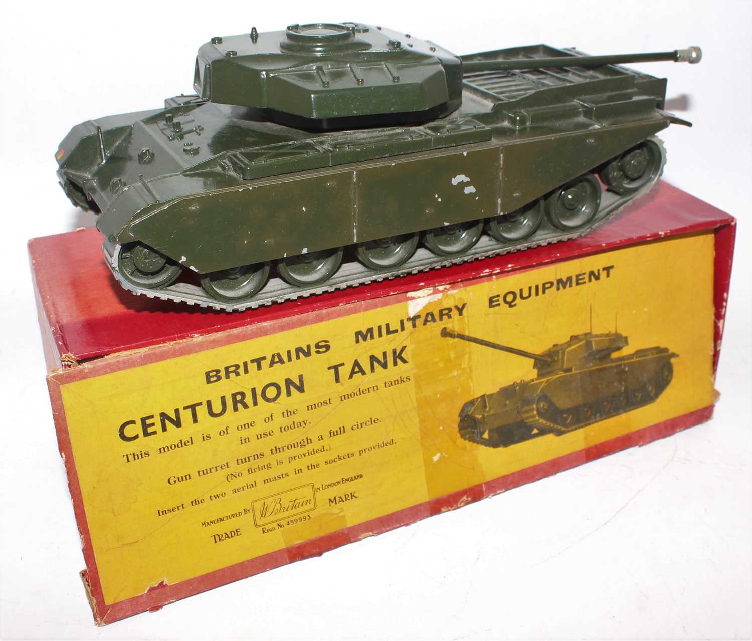 A Britains set 2150 Centurion tank comprising Centurion tank finished in dark green gloss with - Image 2 of 2