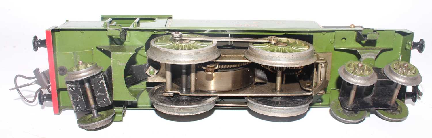 1932-6 Hornby no. 2 clockwork special tank loco 4-4-2 LNER lined green 1784, small paint loss to l/h - Image 3 of 3