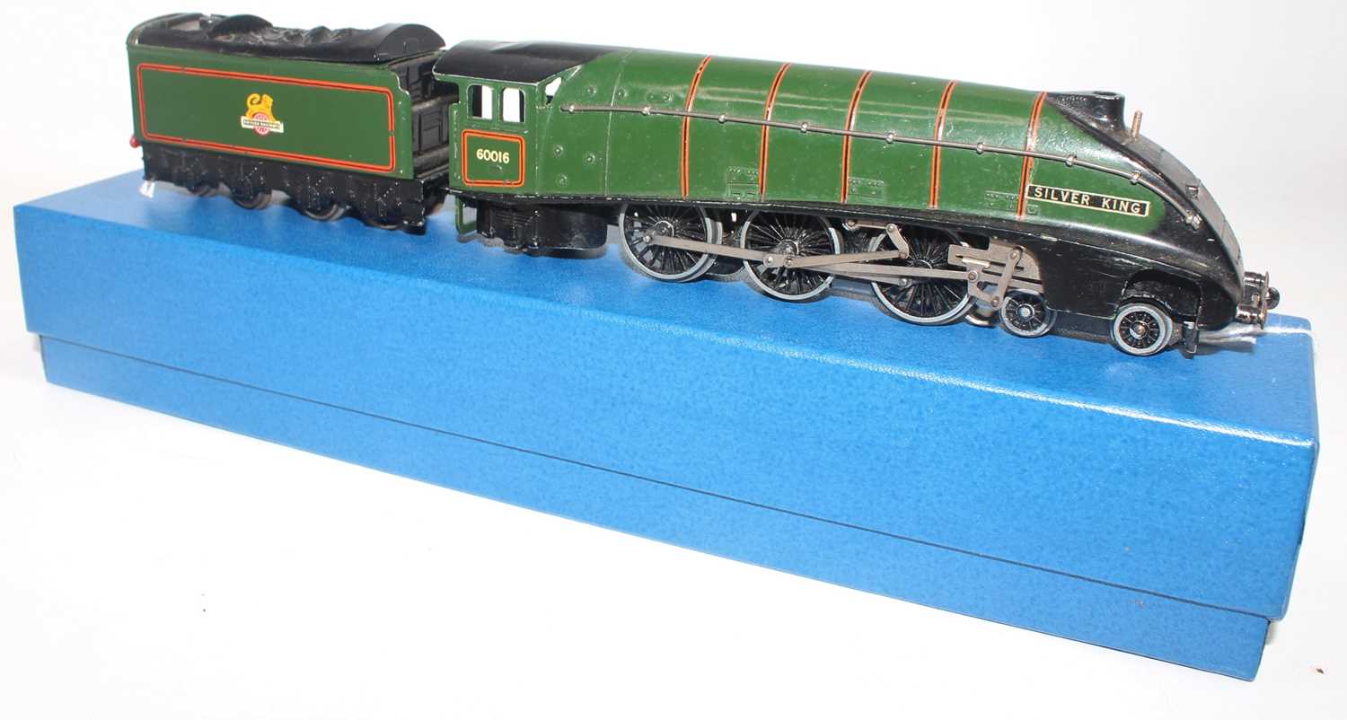 EDL11 Hornby Dublo Siilver King loco and tender, gloss (VG) - Image 2 of 2