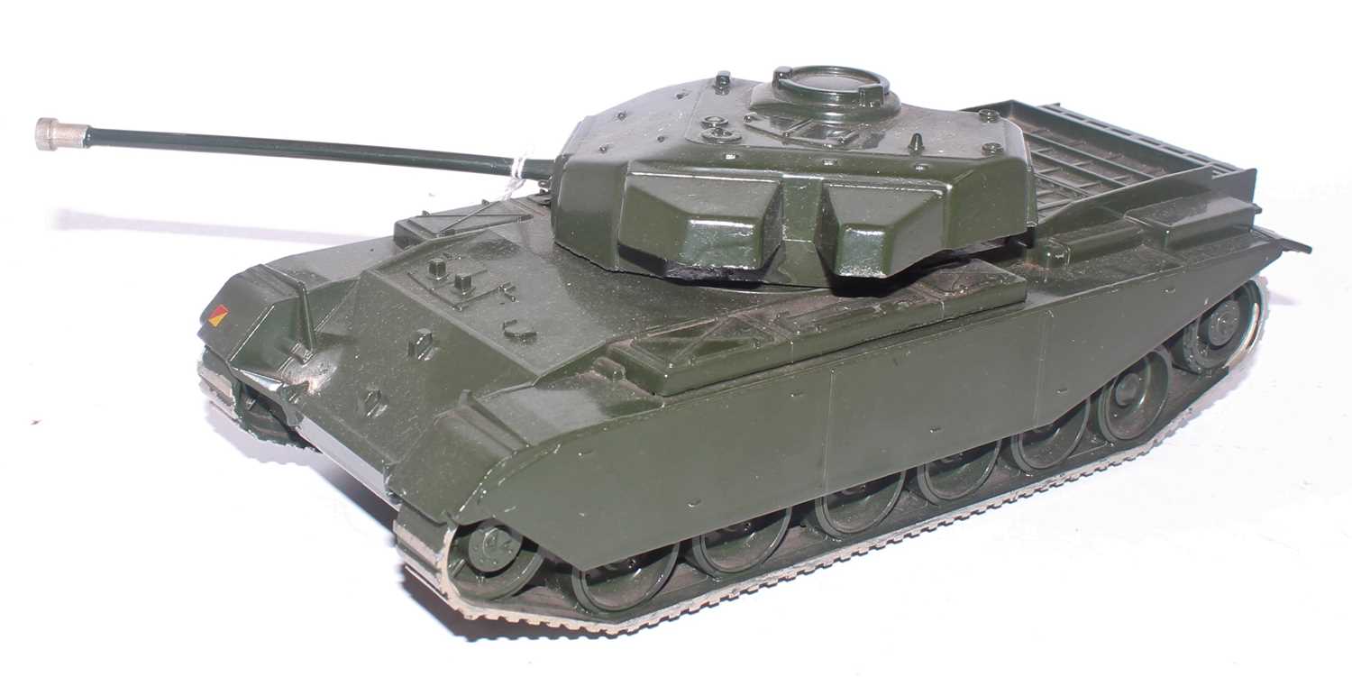 A Britains set 2150 Centurian tank comprising of tank finished in dark green gloss with a sprung gun